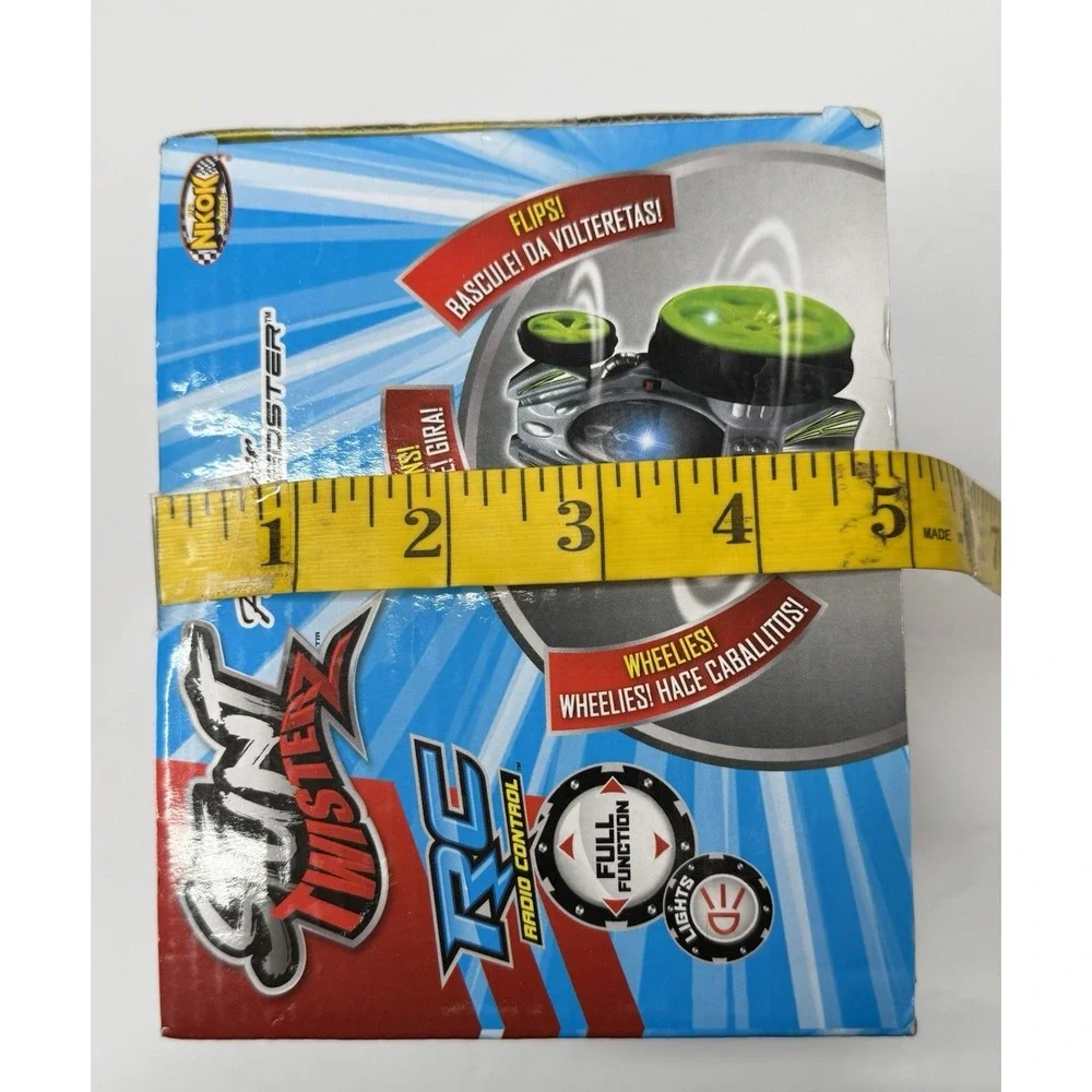 Nitro Stunt Twisterz Radio Control Car RC Spin Wheelie Flip Lights NKOK Toy‎ New